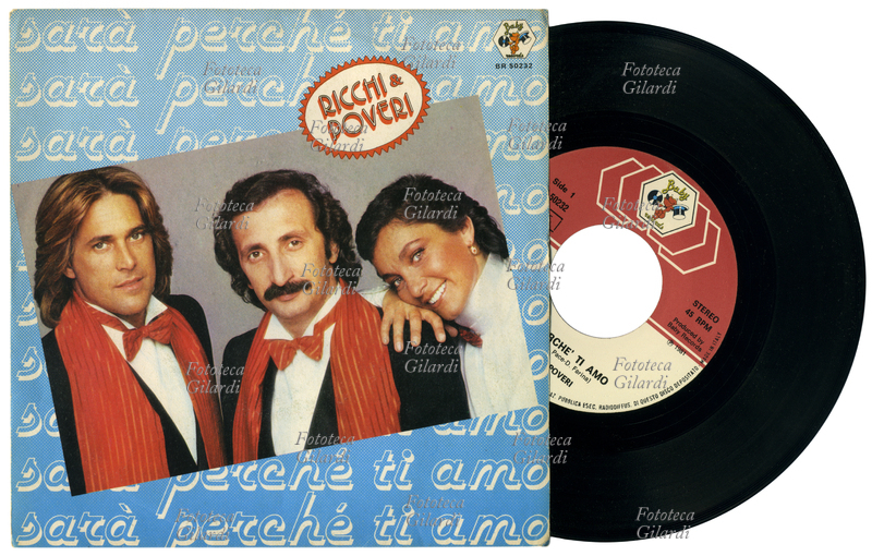 MUSICA LEGGERA Ricchi e Poveri - copertina del disco 45 giri con la canzone \