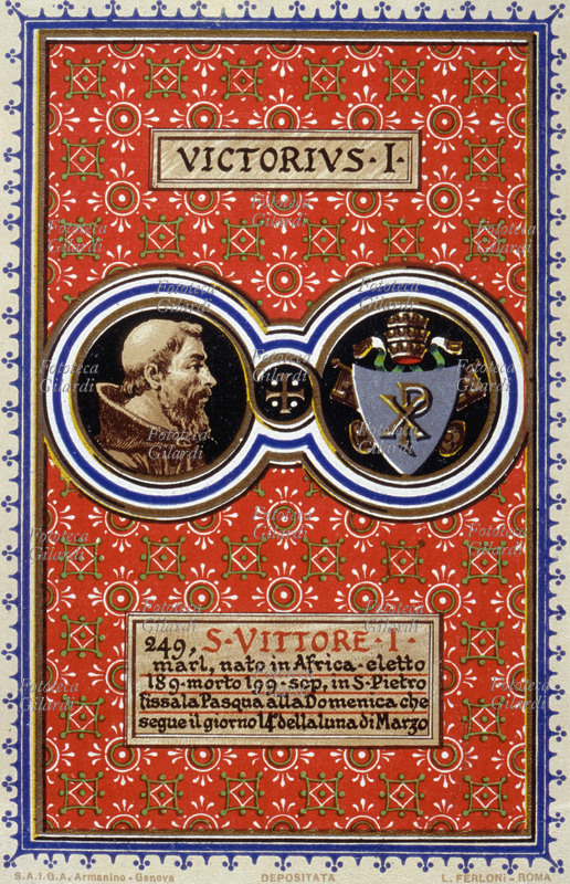 PAPA SAN VITTORE I martire (? - 199), nato in Africa, eletto nel 189, sepolto in San Pietro. Fissò la Pasqua alla Domenica che segue il quattordicesimo giorno della luna di Marzo. Fu anche il primo ad utilizzare il latino negli scritti ufficiali della Chiesa, invece del greco come consuetudine di allora. Commemorazione il 28 luglio. Cartolina cromolitografica n. 249 dalla \