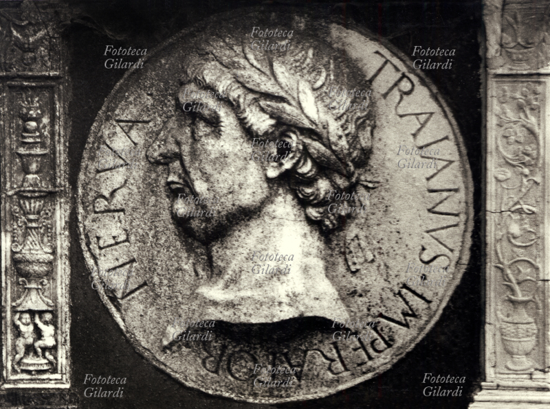 ULPIO TRAIANO (53-117) Imperatore romano di origine iberica, console e governatore della Germania, nel 97 fu associato all\