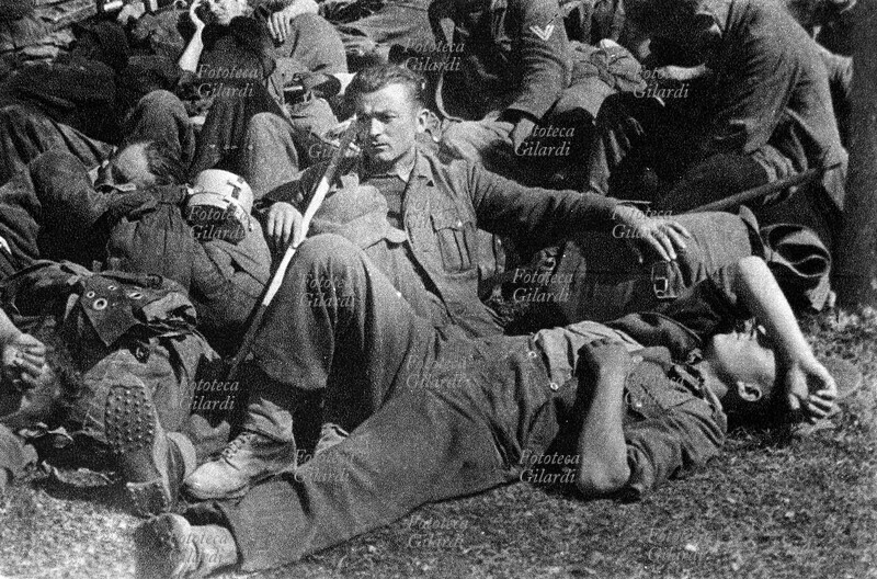SECONDA GUERRA MONDIALE prigionieri tedeschi in Carnia, dopo la disfatta. Jugoslavia, maggio 1945.