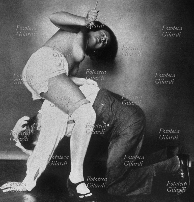 EROTISMO Sado-masochismo \