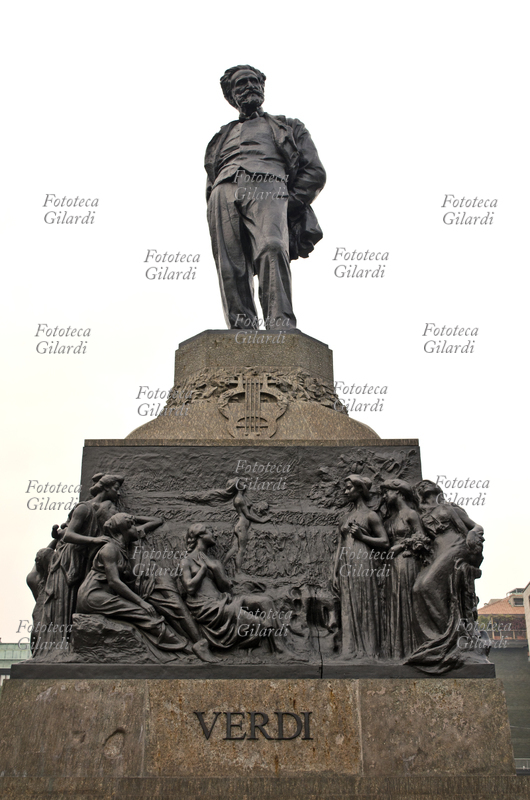 Giuseppe VERDI (10 ottobre 1813 – 27 gennaio 1901), statua di Enrico Butti (3 aprile 1847 – 31 gennaio 1932) voluta dall\