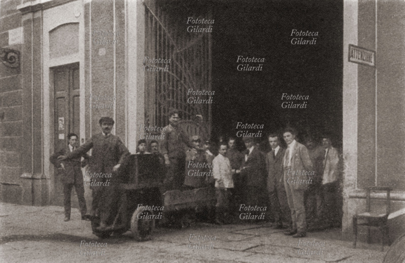 STORIA DEL MOVIMENTO OPERAIO Occupazione delle fabbriche: controllo operaio (guardie rosse) all\