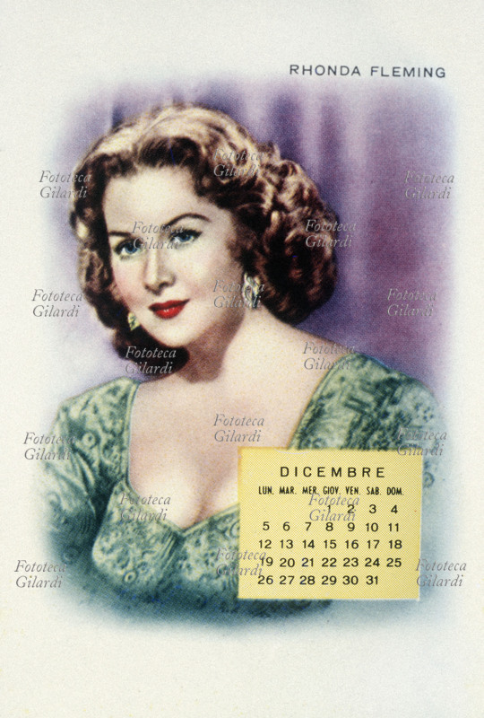 DICEMBRE La ragazza del mese è Rhonda Fleming (Marilyn Louis, 10 agosto 1923 – 14 ottobre 2020), dal calendarietto profumato \