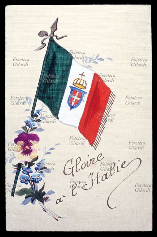 BANDIERA italiana recante la scritta \