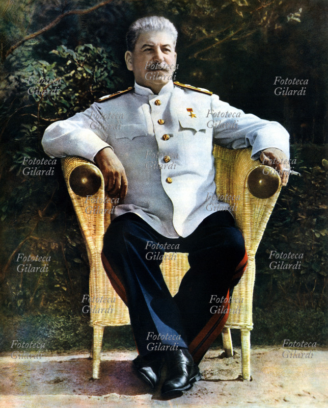 Josif Visarionovic STALIN (18 dicembre 1878 – 5 marzo 1953) Il generalissimo dell\