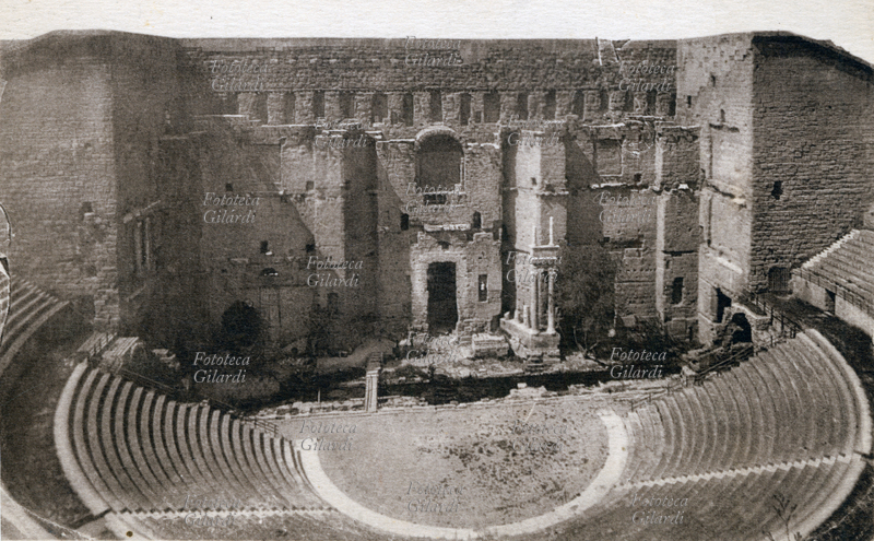 ORANGE Anfiteatro romano, il grande muro. Cartolina postale, 1939