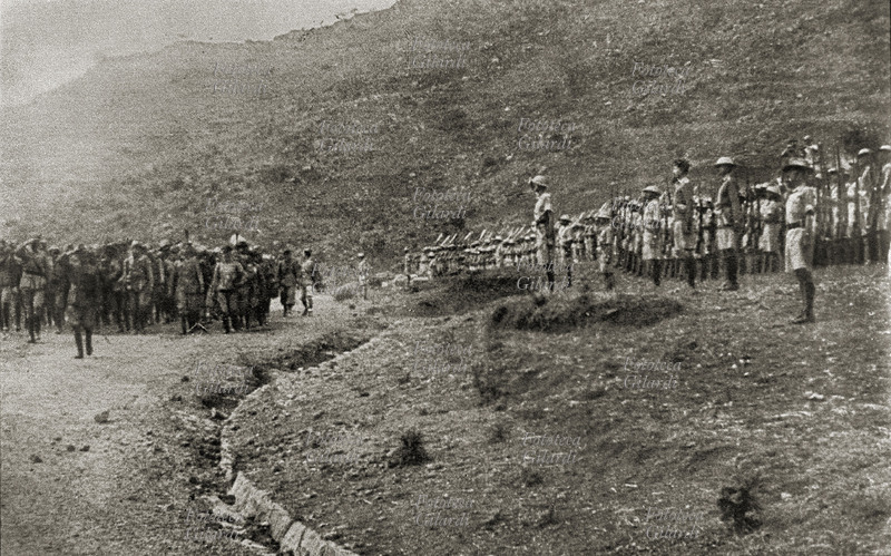 II G.M East Africa, 1941 Amba Alagi; the Italian survivors with overhead the Duke Of Aosta, parade in front of the English units that greet militarily.