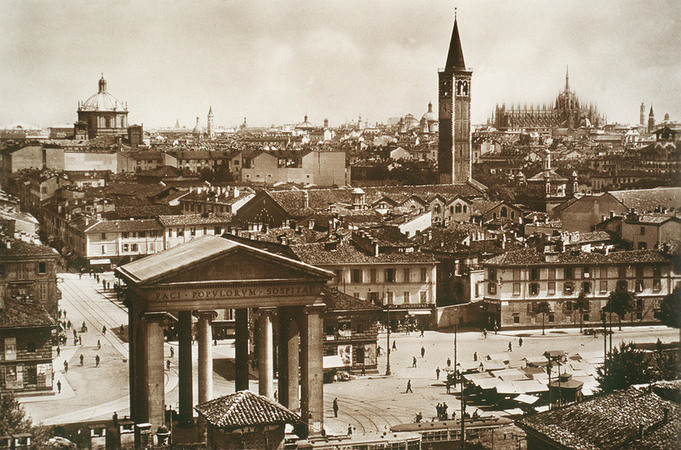 MILAN PIAZZA XXIV MAGGIO