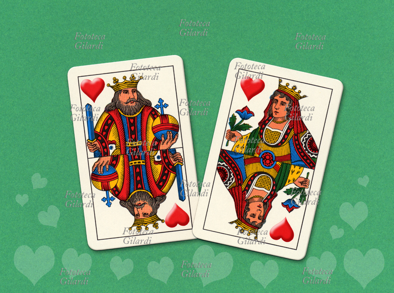 CARTE DA GIOCO Re e regina di cuori. Suggestione per il detto \