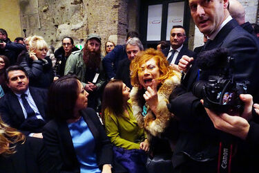 13.12.2017 Roma Piazza di Pietra. Vespa e Berlusconi presentano libro