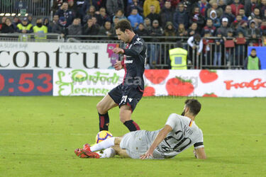 08.12.2018 Cagliari vs Roma 2 2 C.Sancius ph