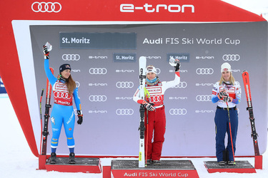 12.12.2021 Audi FIS Ski World Cup St. Moritz Super G Donne J.Oegerli ph