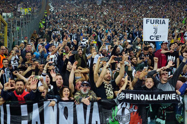 09.05.2018 Finale Tim Cup Juventus vs Milan 4 0 I Tifosi 