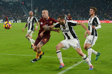 17.12.2016 Juventus vs Roma 1 0 Higuain. 28 photos