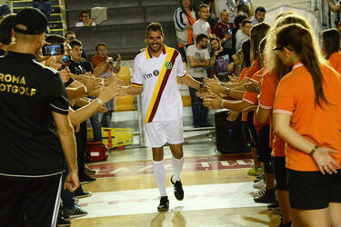 17.06.2016 Voi siete Leggenda 17.06.2016 Voi siete Leggenda