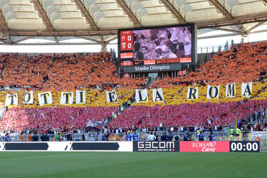 28.05.2017 Roma vs Genoa 3 2. Striscioni per Totti. 27 Photos 28.05.2017 Roma vs Genoa 3 2. Striscioni per Totti. 27 Photos