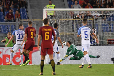 26.08.2017 Roma vs Inter 1 3 campionato serie A 35 photos 26.08.2017 Roma vs Inter 1 3 campionato serie A 35 photos