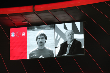 06.11.2019 Bayern vs Olimpiacos 2 0 J.Oegerli ph