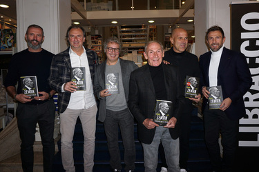 Roma 01.12.2022 Zeman e Di Caro Presentazione libro presso Libraccio G.Leanza ph