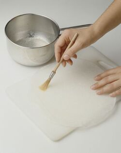 CROSTATA AL FORMAGGIO CON UVA E RIBES