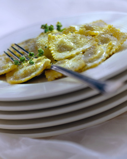 RAVIOLI DI MAGRO BURRO E CACIO