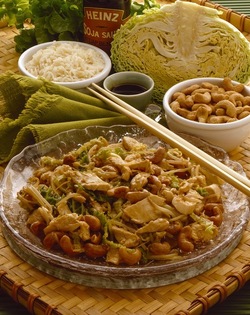 POLLO CON ANACARDI POLLO CON ANACARDI