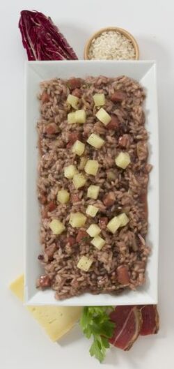 RISOTTO CON RADICCHIO SPECK E MONTASIO