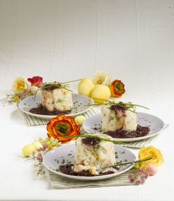 SFORMATINI PRIMAVERILI DI RISO IN SALSA DI CIPOLLE