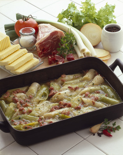 PORRI AL FORNO CON PROSCIUTTO