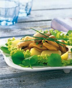 INSALATA DI COZZE E PATATE