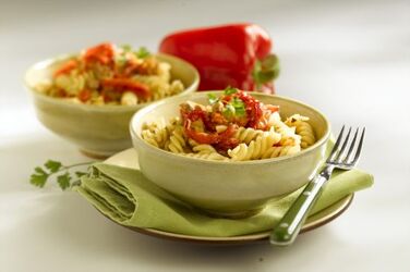FUSILLI CON TONNO E PEPERONI
