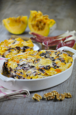 LASAGNE VEGANE CON RADICCHIO CREMA DI ZUCCA E VEG FORMAGGIO DI NOCI