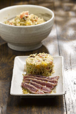 BULGHUR AL MANGO CON TONNO