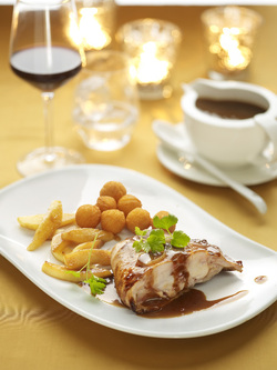 CONIGLIO CON CHIPS DI MELA