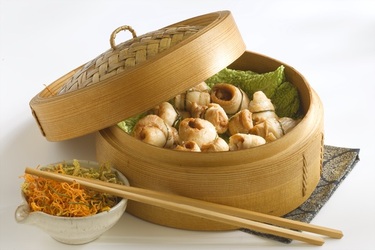 ROTOLINI DI SOGLIOLA AL VAPORE ALLO ZENZERO