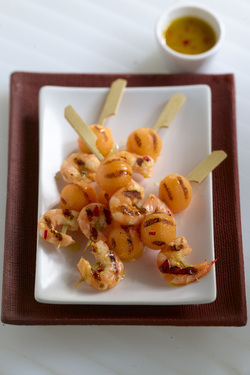 SPIEDINI DI GAMBERI E MELONE