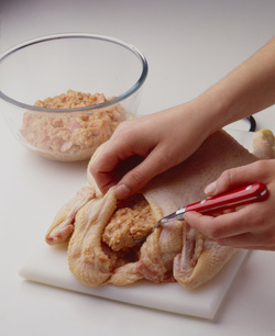 POLLO RIPIENO E POMODORINI AL FORNO