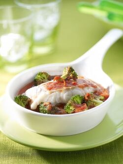MERLUZZO CON BROCCOLI IN SALSA PICCANTE