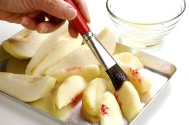 FRUTTA CON ZABAIONE GRATINATO