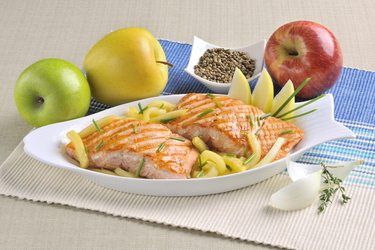 SALMONE ALLA GRIGLIA CON MELE