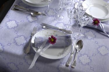 POSTO A TAVOLA ELEGANTE PASQUALE