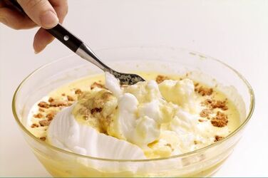TORTA DI RISO AL CARAMELLO E MANDORLE