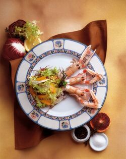 INSALATA MISTA CON MARINATA DI SCAMPI