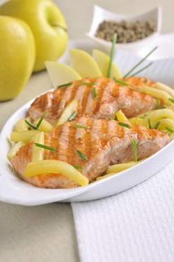 SALMONE ALLA GRIGLIA CON MELE