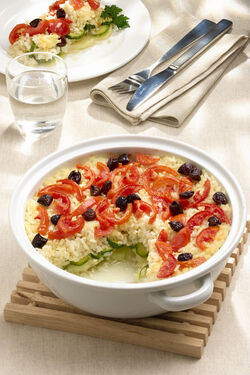 TIELLA CON POMODORI E OLIVE