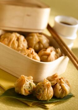 BOCCONCINI DI POLLO CAVOLO E GERMOGLI DI SOIA