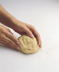 CROSTATINA DI ARANCIA E MANDORLE