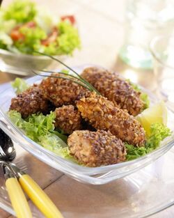 CROCCHETTE DI SALMONE ALLE NOCI