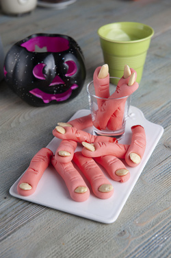 DOLCETTI PASTA DI MANDORLE A FORMA DI DITA DI STRGA